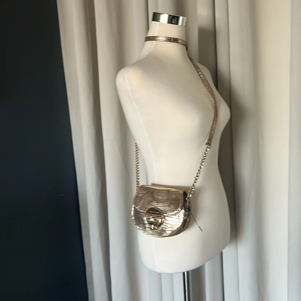 MICHAEL KORS Mini CRISS BODY BAG!! Gold tone - Picture 6 of 13